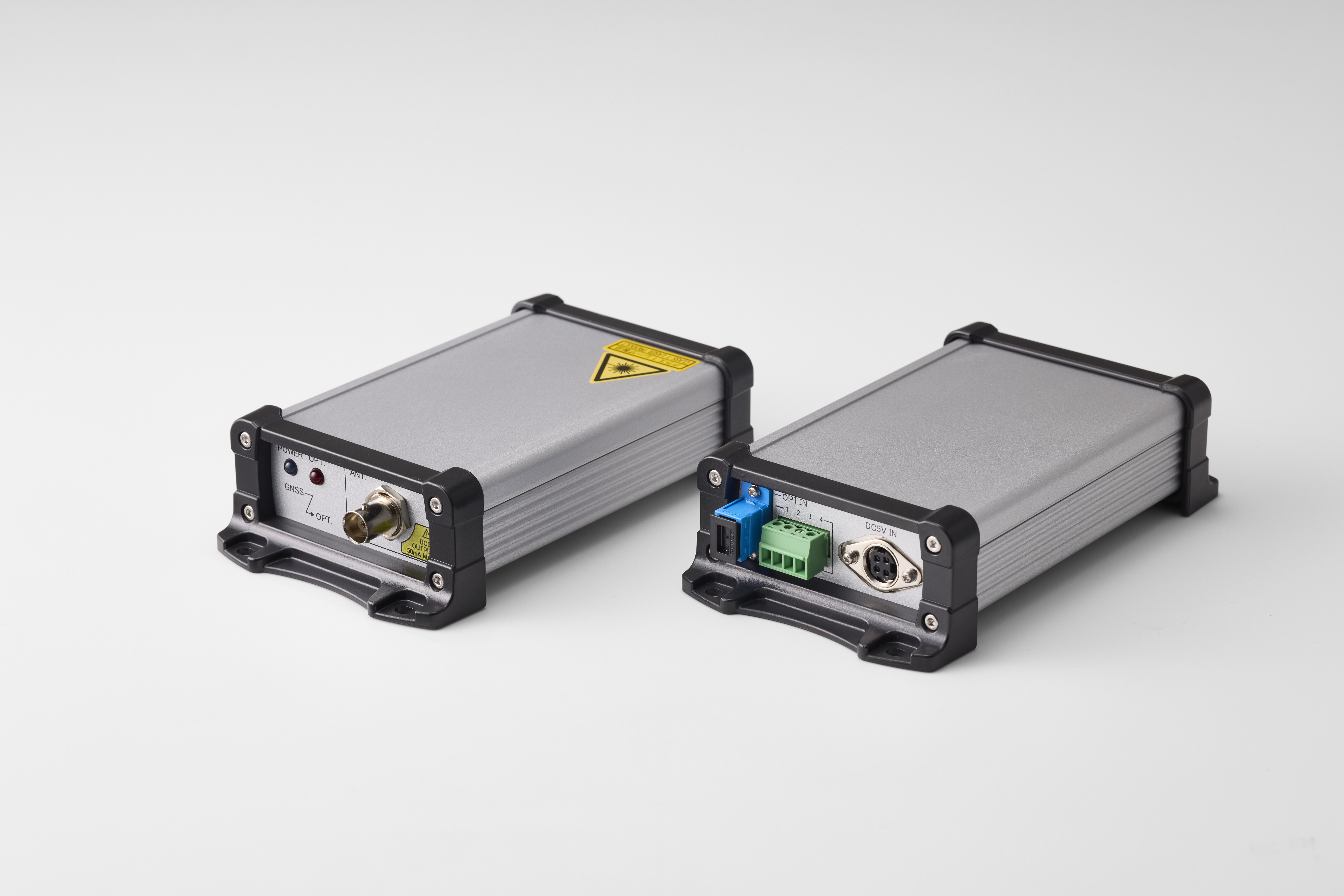 精工技研　GPS信号光延伸用「GNSS光伝送ユニット」：1対向（光送信機・光受信機）　ET-G15B/ER-G15B